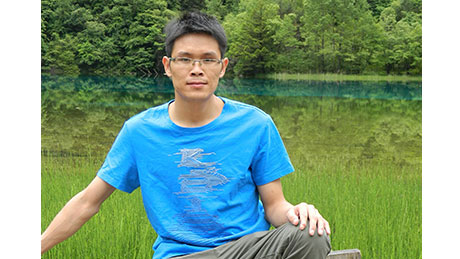 江伟华--西南民大遗传学硕士
现任：战术技术产品经理，走进社会进建才真正起头，感激资源家人的援手、支持、理解、包涵，始终是我最好的同路人和引路人。